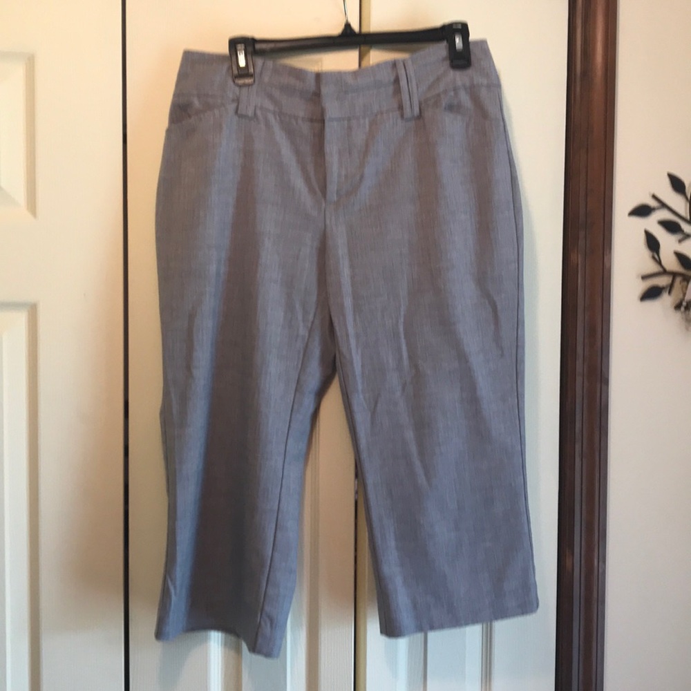 3/$10 Maurice’s Gray Capris Dress Pants